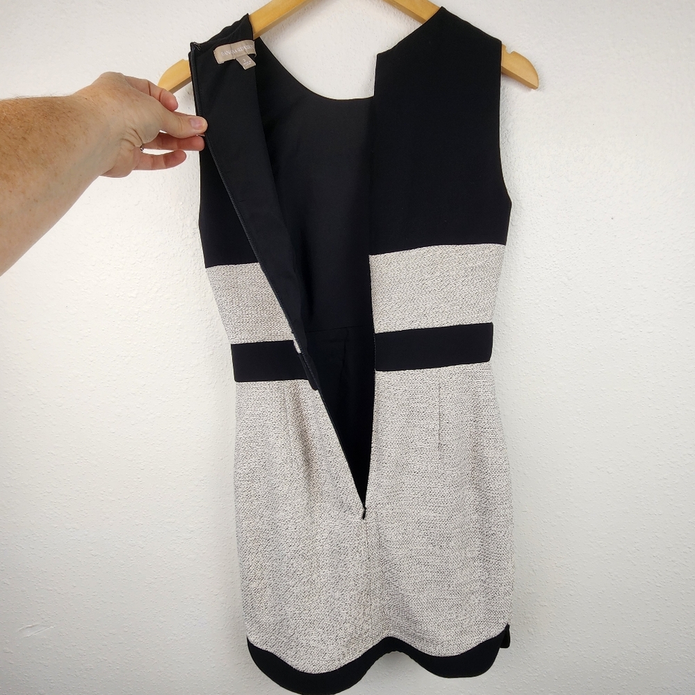 Banana Republic Black & White Colorblock Sheath Sleeveless Dress Women's Size 2 - Picture 7 of 9